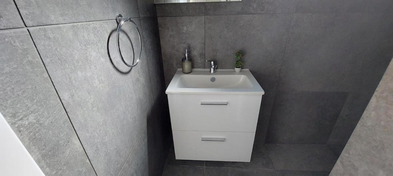 Eleantre Holiday Apartments Paphos Bagian luar foto